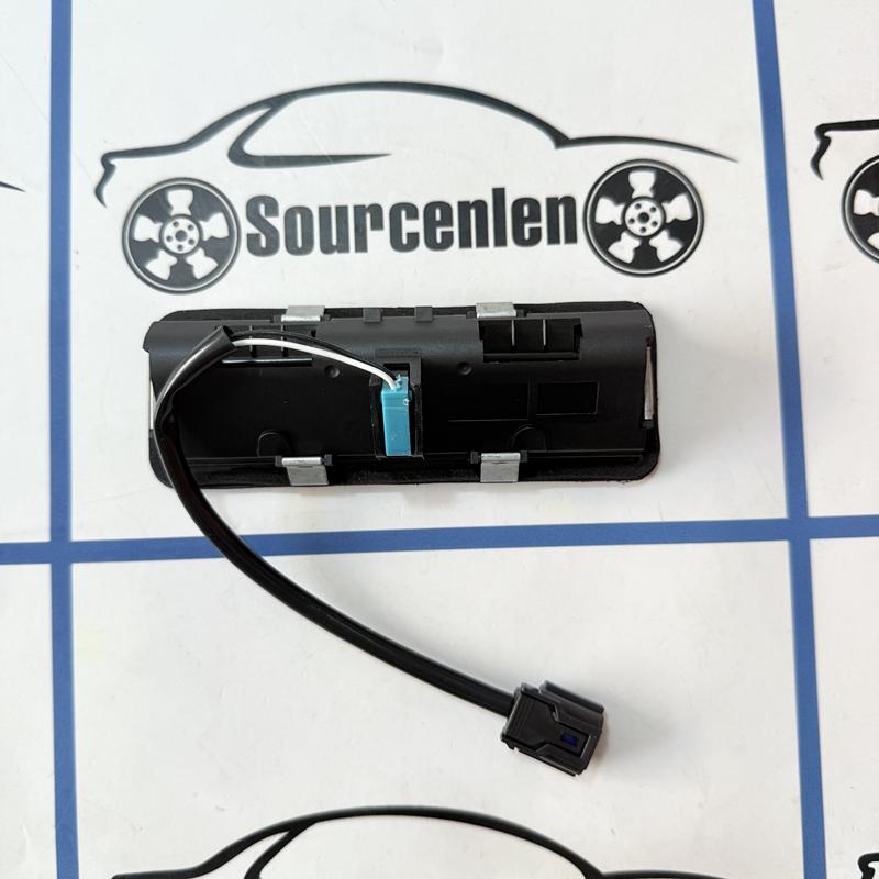 81260C5000 81260-C5000 Rear Trunk Open Button Twin Swing Tail Gate For Kia Sorento 2017