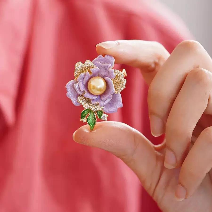 Peony Girl Fashionable and Elegant Enamel Oil Drop Flower Decoration Brooch