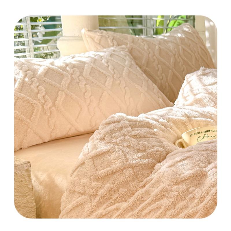 2025 new Tafu fleece milk fleece warm pillowcase autumn and winter thickened household pillowcase comfortable, skin-friendly