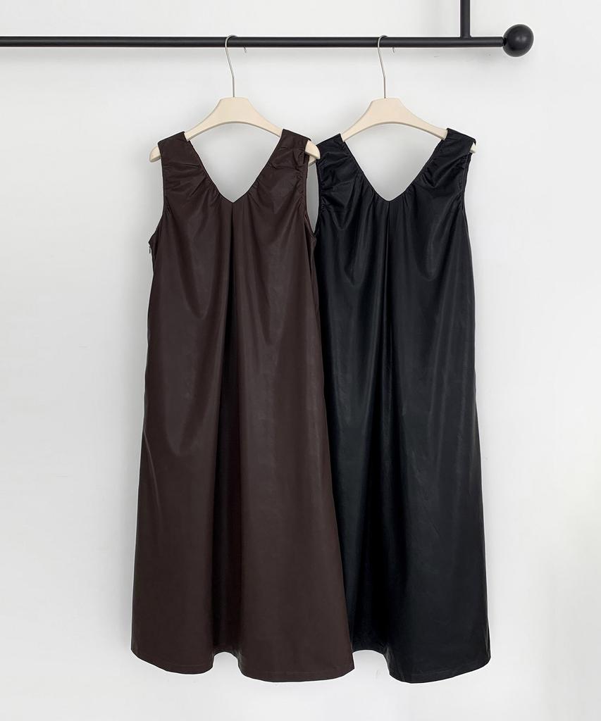 Baseukala Faux Leather Sleeveless Long Dress (2Colors)