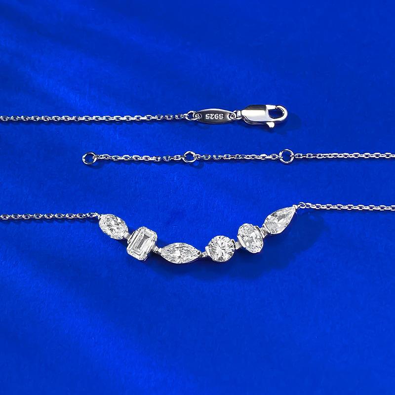 Jewelry Shaped Stone Inlaid Smile Pendant Commuter Retractable Necklace