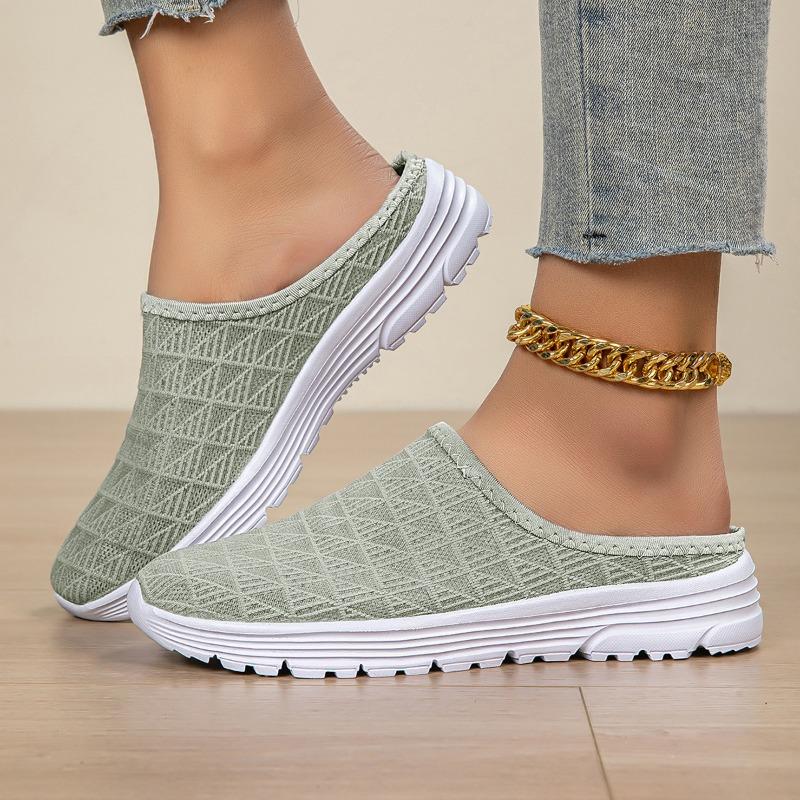 Large-sized Beach Shoes Breathable and Anti-slip Sports Shoes Women's Shoes