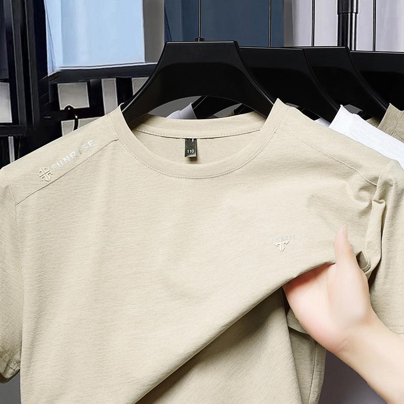 Men's Stretchy Breathable Ice Silk Short-Sleeve T-Shirt - Round Neck, Solid Color, Versatile Casual Base Layer for Summer.
