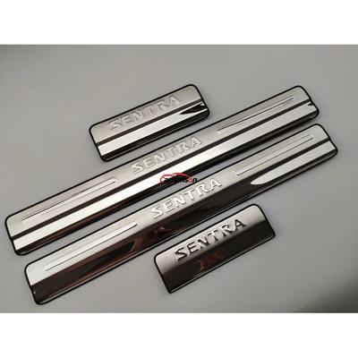 Accesorii pentru stilul mașinii pentru Nissan Sentra Placă de scufundare a pedalei pragului ușii din oțel inoxidabil 2010 2014 2015 2016 2017 Autocolant