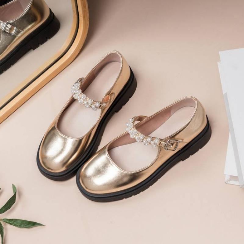 

Новая детская одинарная обувь удобная британская лакированная кожа детская обувь средней и большой полноты платформа нескользящая студенческая обувь для девочек детская ле 39