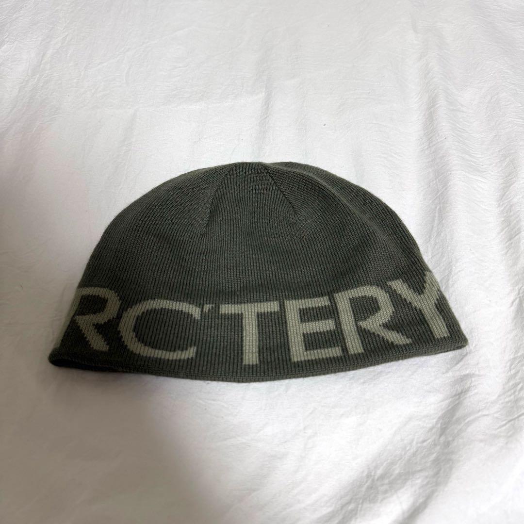 Used ARC TERYX Gray Knit Hat