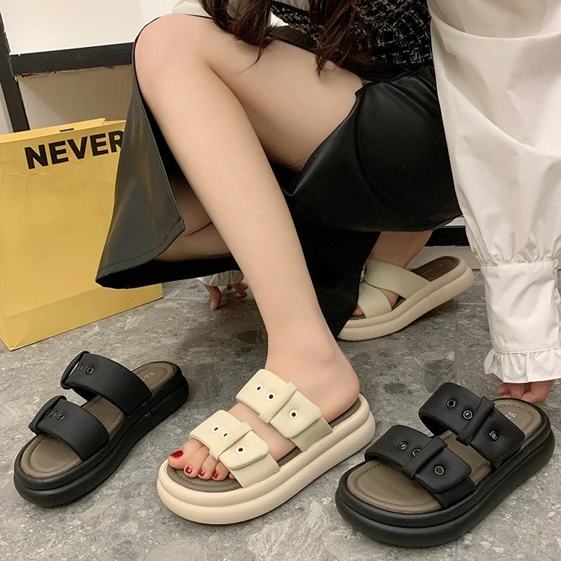 Mode Neue Damen Leichte Schnalle Dicke Sohle Hausschuhe Sommer Slip-On Plateau Pantoletten Weiches EVA Outdoor Plus Niedriger Absatz Schuhe