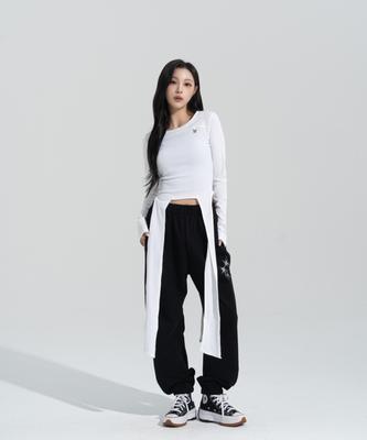 Peijeuhwaiteu [Phase_5] Flare Jogger Sweatpants _Black / 8802026-Lp01