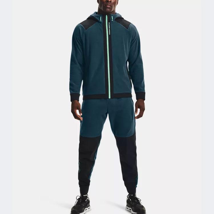 Under Armour Pánská fleecová bunda s kapucí a zapínáním na zip Rush Series Svrchní oblečení Světle šedá Modrá 1366178-413