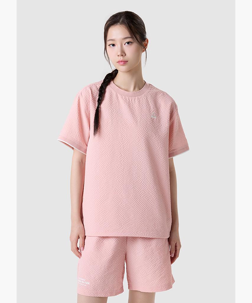 LECOQ Unisex Seersucker Loose Fit Short Sleeve Piste - Pink Qr223Lwt61