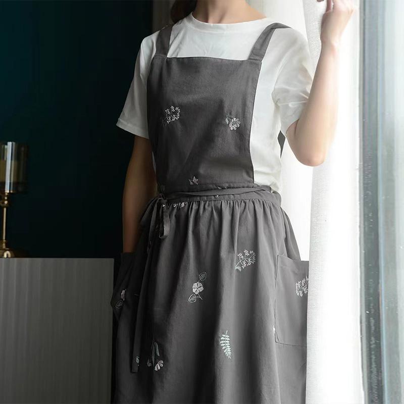 Baumwoll-Leinen-Bestickte Schürzen Latzkleid Kreuzrücken Latzschürze Mit Taschen Zum Kochen Gartenarbeit Backen Malen Café