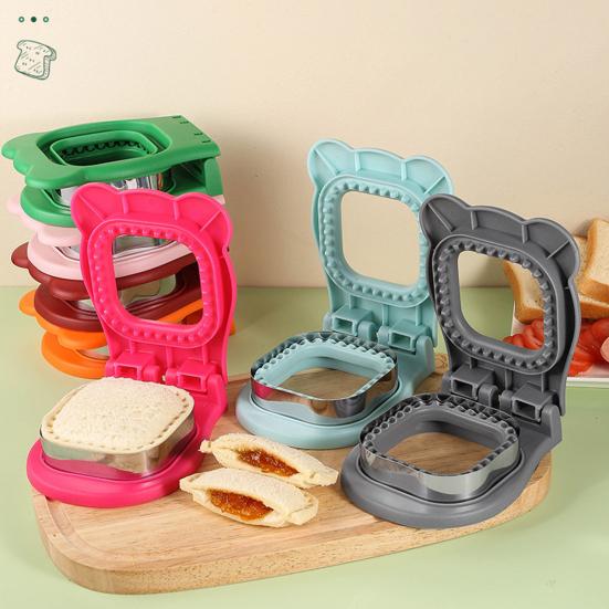 Sandwich Cutter And Sealer 2-in-1 Round Sandwich Maker for School Lunch Boxes And Bento Boxes Boys Girls
