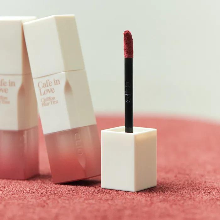 Clio chiffon blur tint