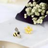 Cute Creative Fashion Women Simple Atmosphere Crystal Ladies Popular Bee Stud Earrings Sweet Stud Earrings Accessories Gifts