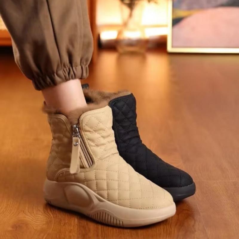 The New Style of Snow Boots and Women's Shoes Features A Short Leg with A Sponge Sole That Is Waterproof and Anti-slip