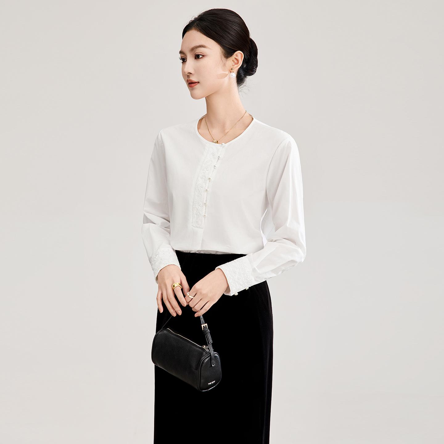 

Hidden Luxury French Women s Shirt: White Cotton, Hand-Carved, Bead-Embellished, New Spring Arrival. Extra Large белый