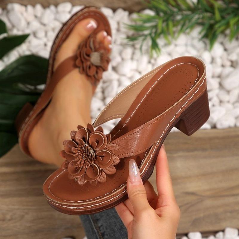 2026 New Women's Simple Shoes Summer Retro Roman Sandals Women Casual Flower  Slippers Women Platform Slippers