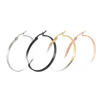 Evropské a americké oblíbené velké zlaté náušnice z titanové oceli