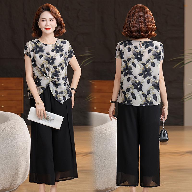 Mom's 2026 Summer Chiffon Floral Blouse - Elegant Short-Sleeved Top for Middle-Aged Women