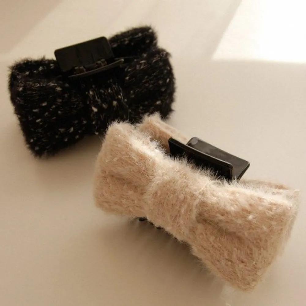 J Lauren Mink Fabric Ribbon Hair Clip H01097 beige
