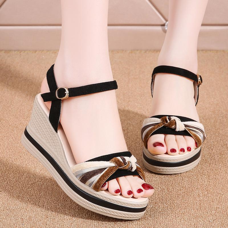 Mom sandals wedge heel summer new non-slip thick-soled high-heeled cool slippers