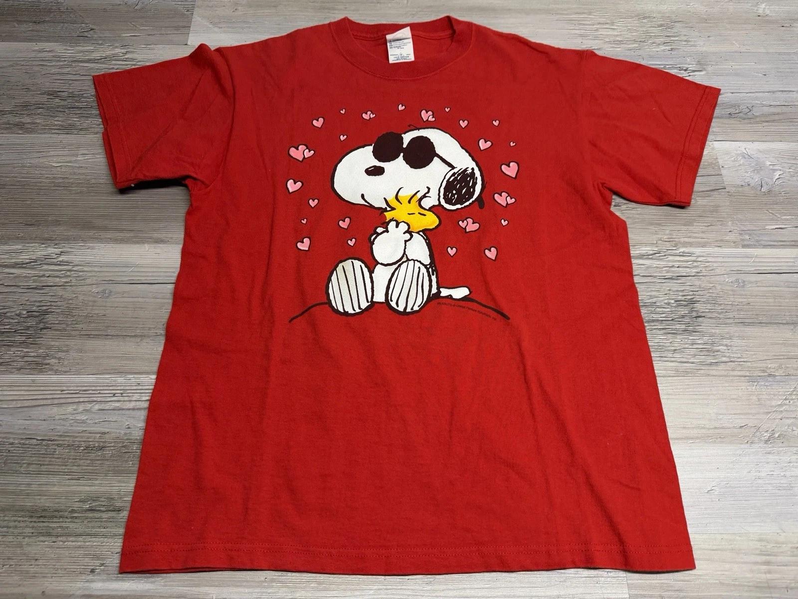 

VTG Snoopy Woodstock Hearts Alystyle SS Red Graphic Shirt M Valentines Day L