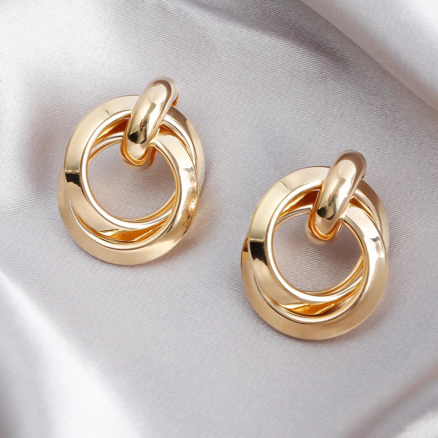 

European and American jewelry ins metal style high-end earrings, trendy geometric double-ring interlocking earrings, women s earrings золотий