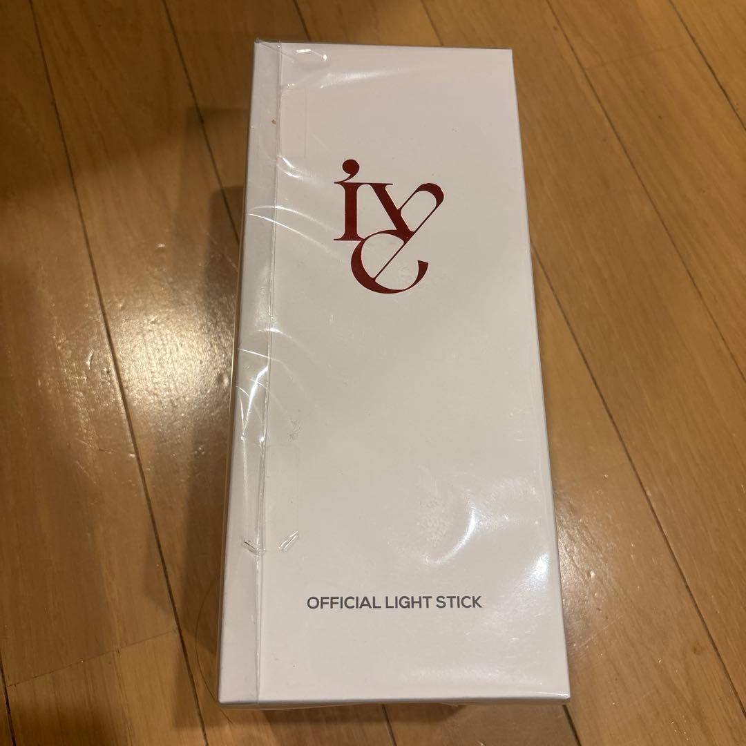 [Б/У] ОФИЦИАЛЬНЫЙ ЛАЙТСТИК IVE