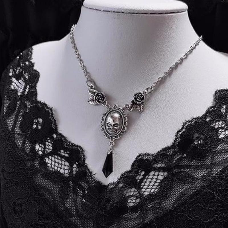 Gothic Dark Skull Rose Black Crystal Necklace Pendant