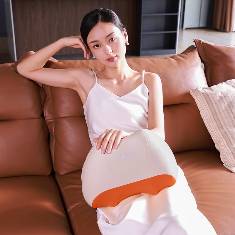 Breo Little Cloud Massage Pillow