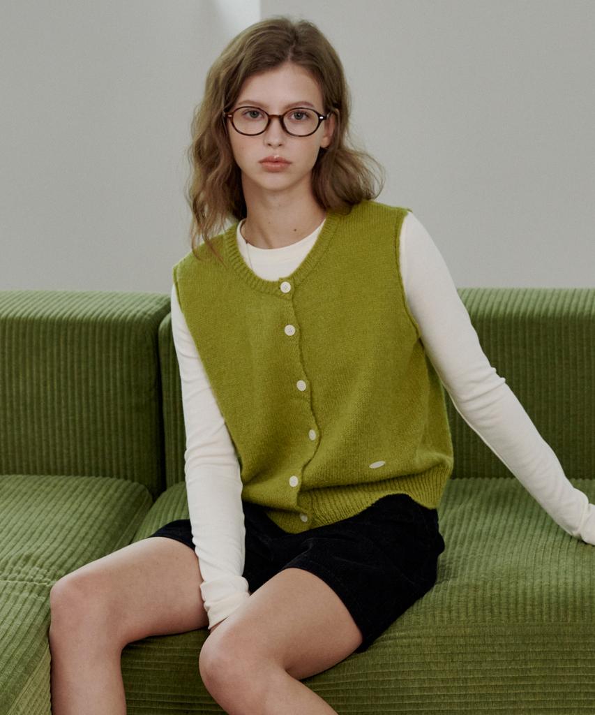LOSSYROW Essential Button Knit Vest Olive
