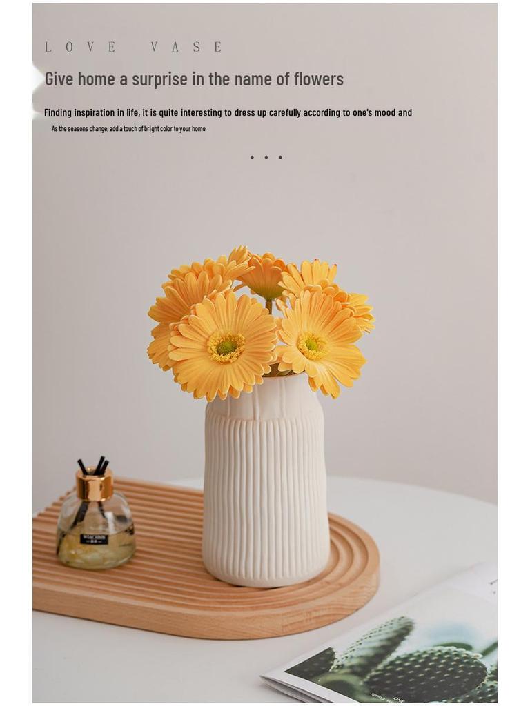 European Frosted Vertical Stripe Ceramic Vase Set for Home Decoration