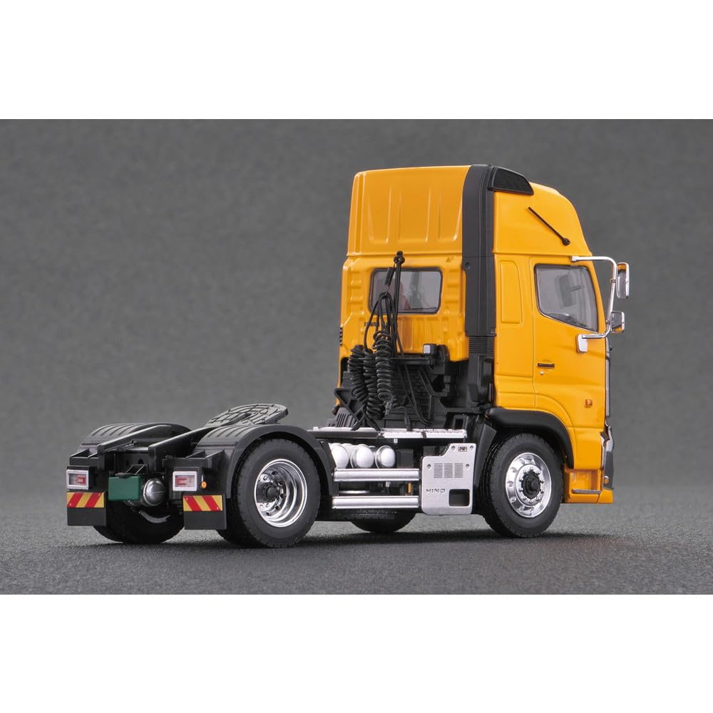 PLATZ 1/50 Hino Profia SH 4×2 High Roof Yellow Current Model Ready-to-Display KK1300SHYL