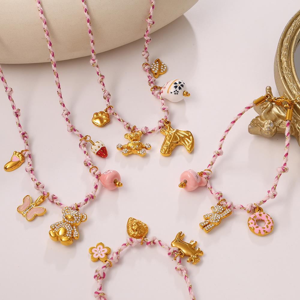 Pink rope bear strawberry necklace butterfly love diamond set sweet and cool niche neck chain bracelet set