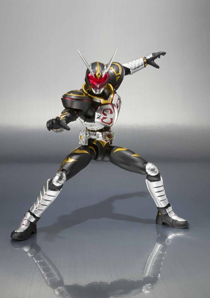 TAMASHII NATIONS Kamen Rider Charis SHFiguarts