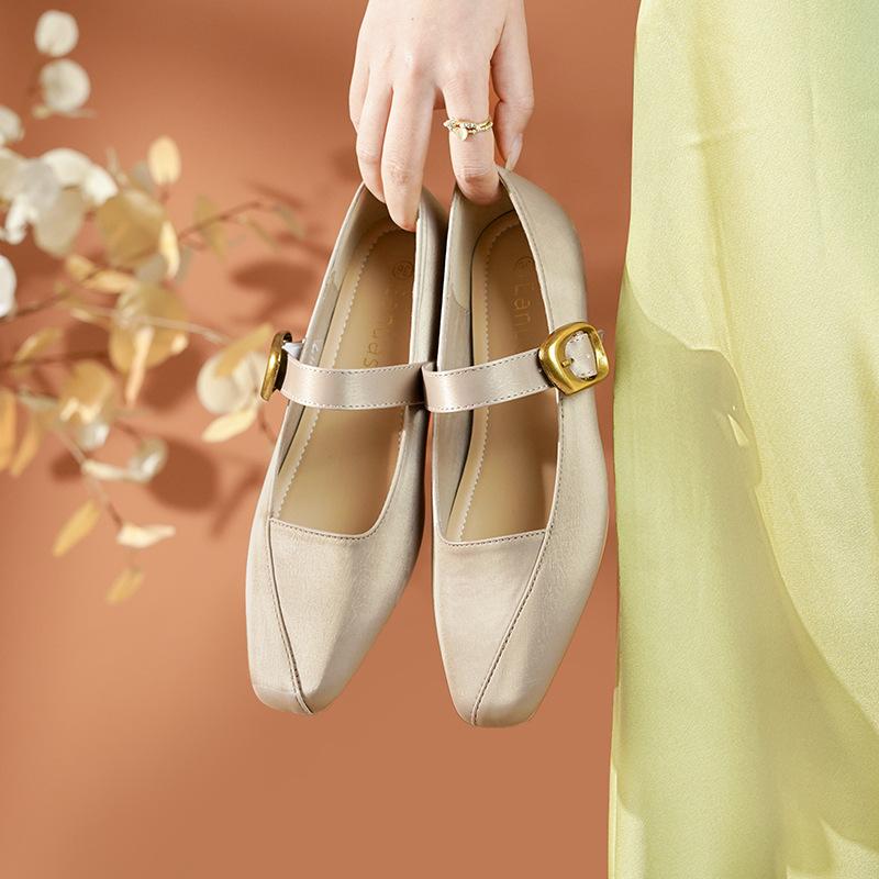 

Fashion 2025 design women pumps leather patchwork mary janes low heels shoes for ladies ankle buckle strap tacones de mujer 34 шампанского