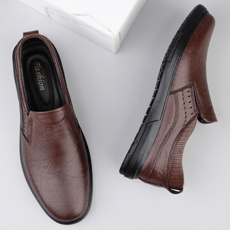 Fashion Comfortable Men Soft-Soled Loafers Versatile Casual Business Shoes Formal Leather Shoes Slip-On Flats Leisure Walk Man Moccasins