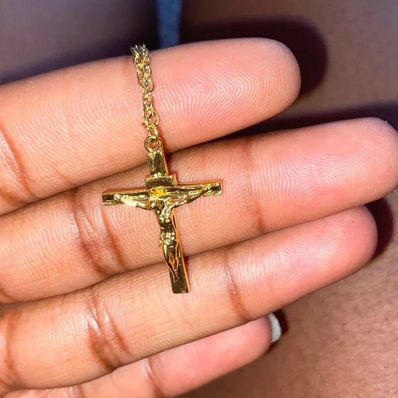 Classic 316L Stainless Steel Pendant Necklaces For Women Men High Quality 18K Gold Plating Non Fading Church Metal Necklace