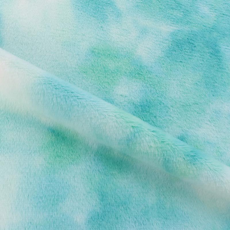 Gradient Iridescent Faux Rabbit Fur Fabric for Autumn/Winter - 100% Polyester, Ideal for Bags, Luggage, Home Textiles, Shoes, and Home Furnishings.