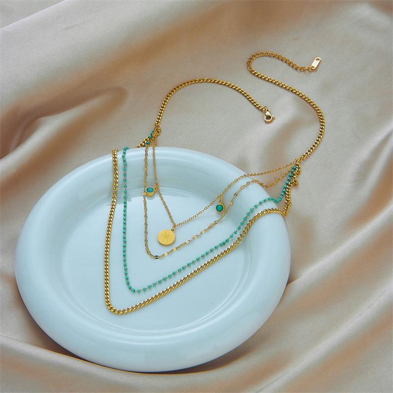 Gold Multi-layer Turquoise Beaded Necklace with Sun Charm Pendant золотой