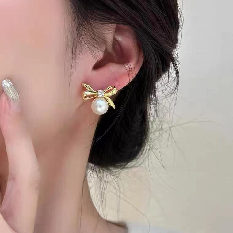 Silver Needle Bow Pearl Stud Earrings New Fashion Versatile Earrings Niche High-end Earrings Women