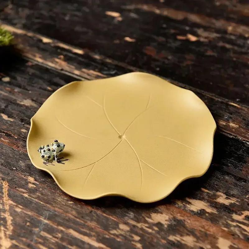 

Yixing Purple Sand Frog Lotus Leaf Coaster Cup Saucer Handmade Saucer Tea Pot Base Tea Ornaments Kung Fu Tea Set Coasters