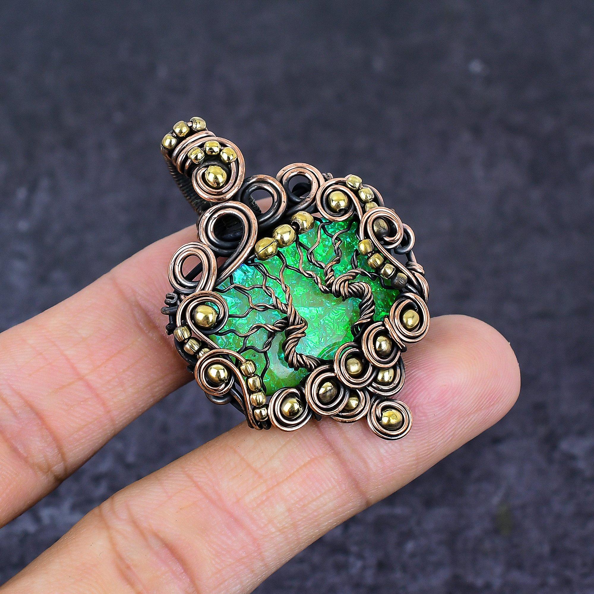 

Green Triplet Opal Gemstone Copper Wire Wrap Jewelry Pendant 1.97