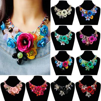 Collana con catena dorata stile punk, corda intrecciata, ciondolo fiore colorato, moda esagerata, stile nazionale, collana da street style
