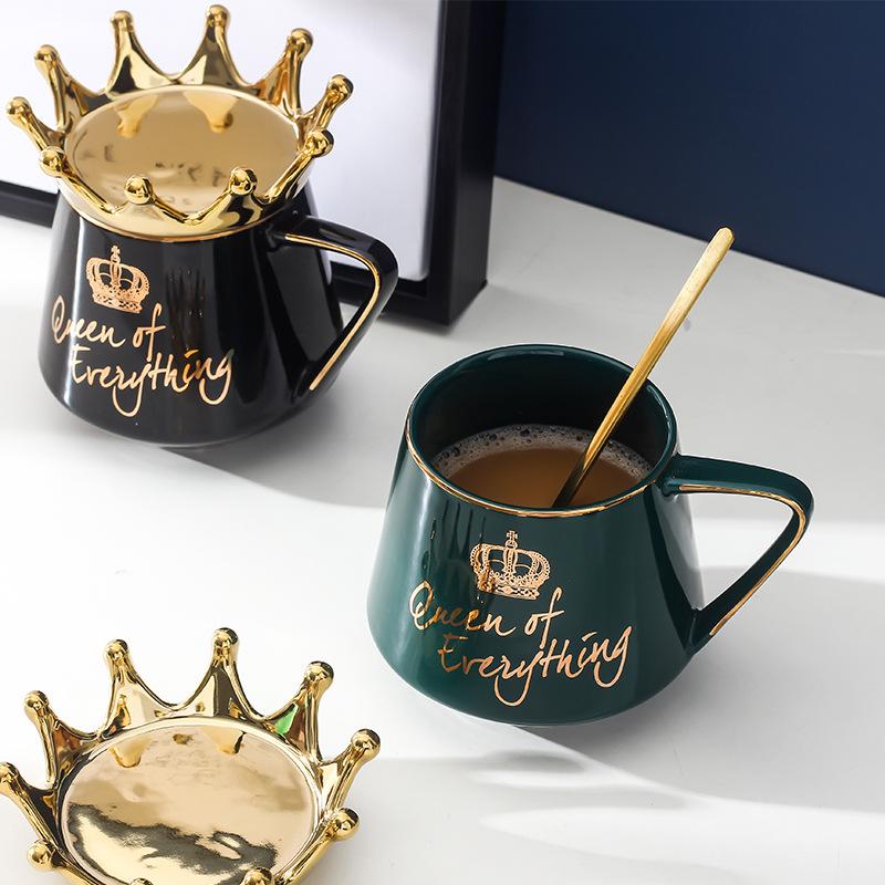 Creative Crown Ceramic Cup with Lid Coffee Cup Nordic Gold Pattern Couple Mug Big Belly Cup Souvenir