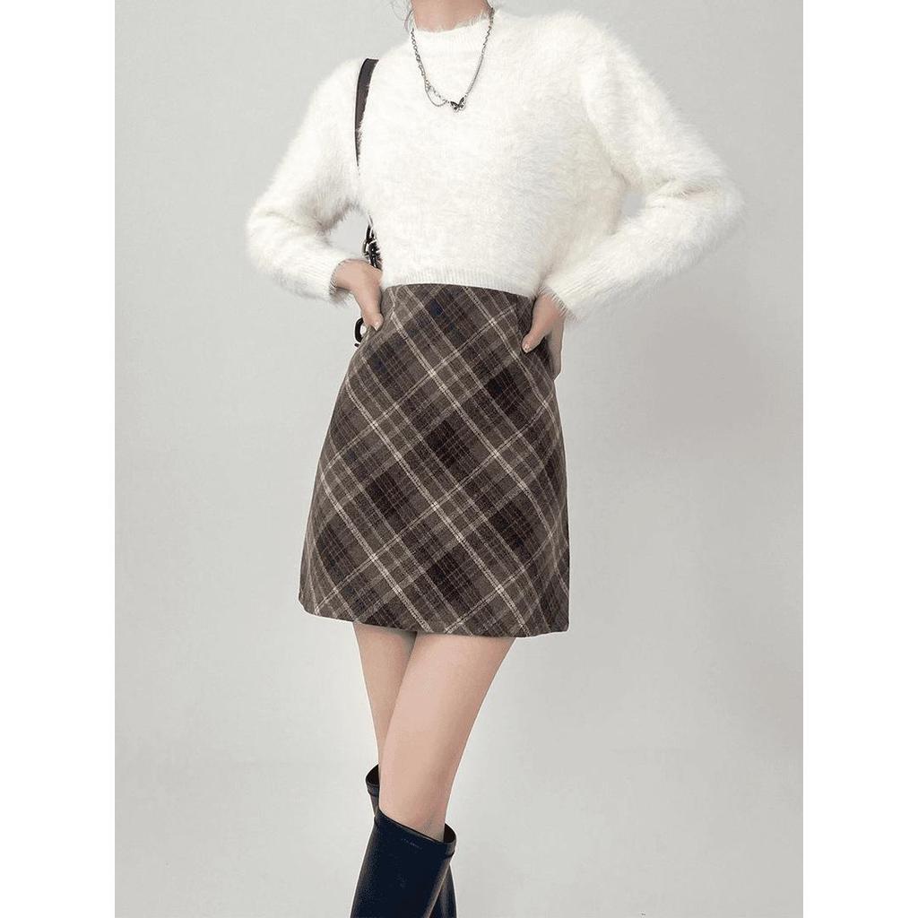 Plus Size Woolen Plaid High Waist A-Line Midi Skirt for Fall/Spring