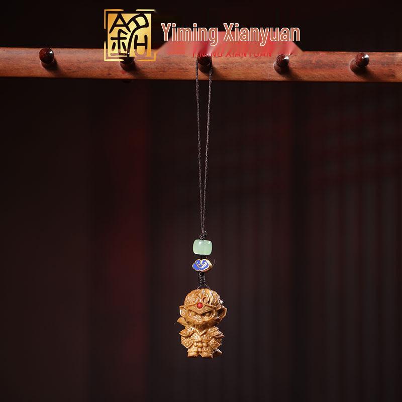 Creative Cartoon Monkey Keychain: Green & Purple Sandalwood Monkey King Pendant for Car Keys & Backpacks