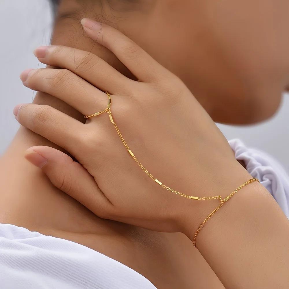 Elegant Bohemian Style Fine Chain Link Bracelet Ring, Minimalist Hand Jewelry for Women