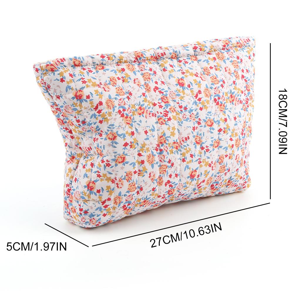 2Pcs Quilted Makeup Bag Travel Toiletry Bag Cute Makeup Organizer Bag Soft Skincare Holder Bag Padded Makeup Storage Bag