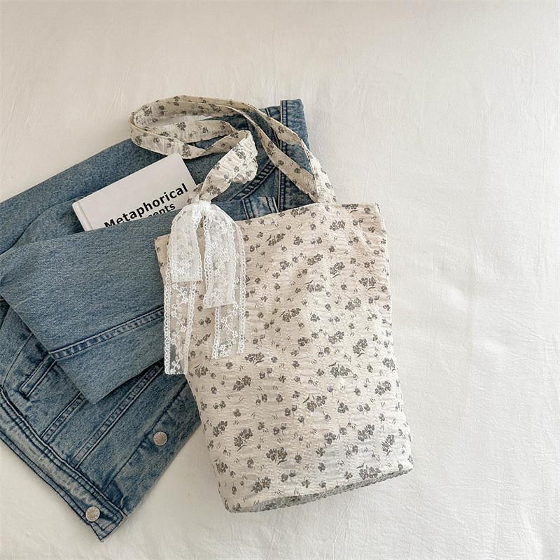 Elegant 2024 Women s Canvas Bucket Bag Large Capacity For Casual Spring Outfits бежевый